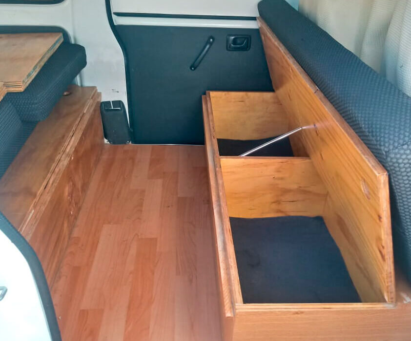 CAMPERVAN INTERIOR 3